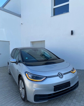 Volkswagen ID.3 cena 93555 przebieg: 84417, rok produkcji 2020 z Lublin małe 326